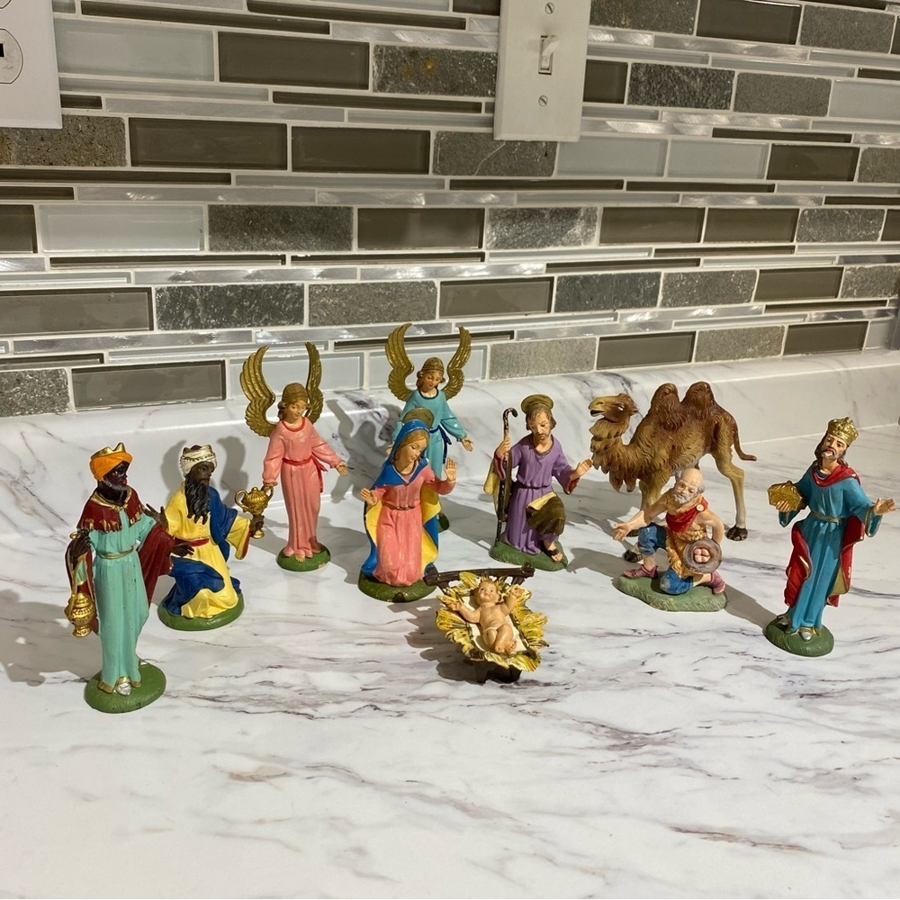 Vintage Depose Italy Fontanini nativity scene set of 11 pieces hand painted